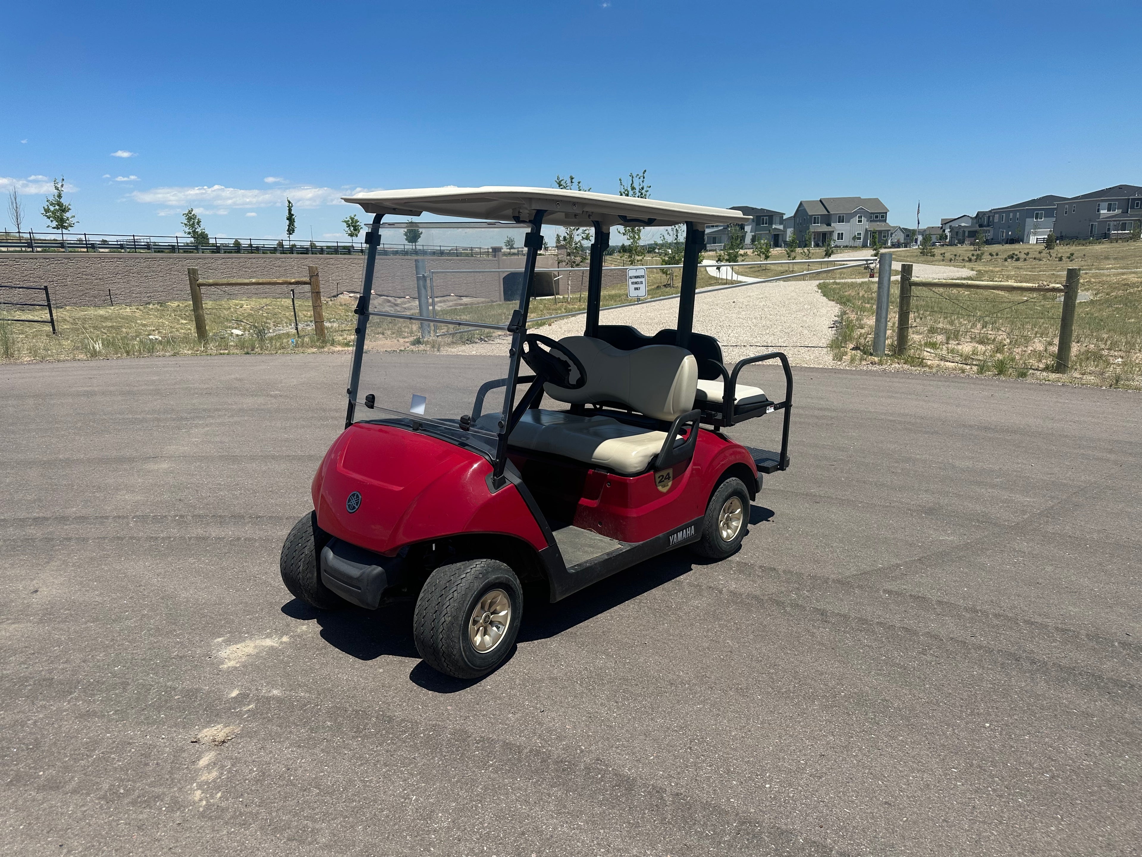 2019 Yamaha	Drive 2 Maroon Lead-Acid 4 Passenger - Electric